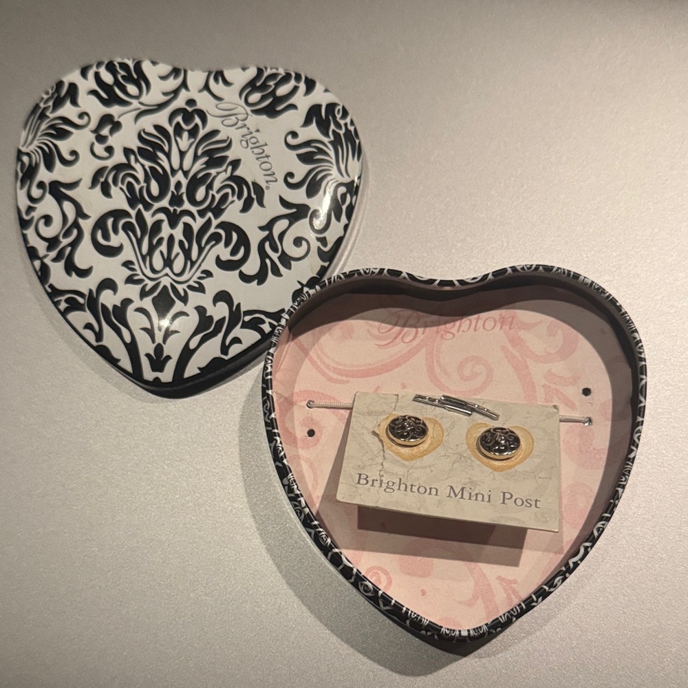 Brighton Betsey Scroll Stud Earrings Silver Tone Mini Post NWT w/ Heart Gift Tin